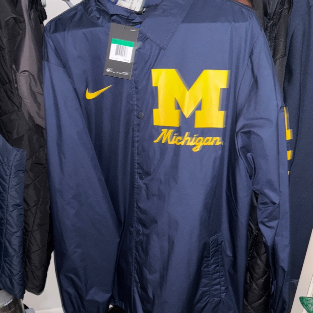 Nike Men's Michigan Windbreaker